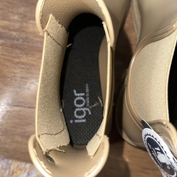 Igor | Round Toe Plain Beige Block Heels PVC Clothing Women’s Rain Boots - Picture 7 of 13